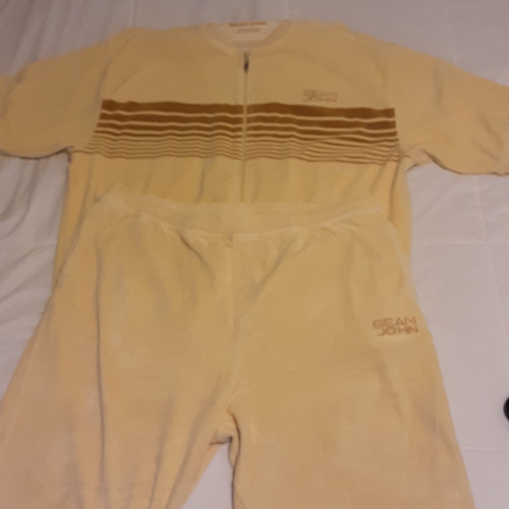Sean John sweat suit